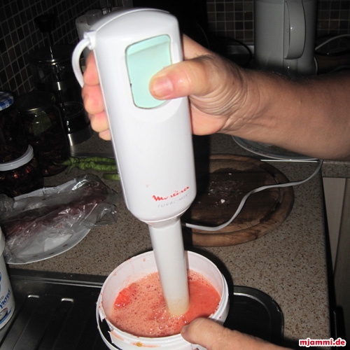 Strapatsada (Tomaten mit Eiern) » mjammi - Koch-Blog von Franzi Mälzer ...