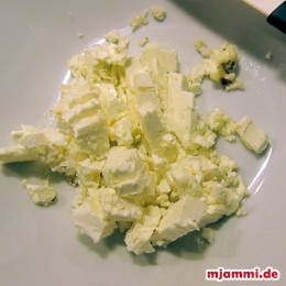 In der Zwischenzeit den Gewürz-Feta ...