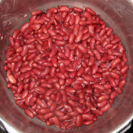 400g Kidneybohnen (hart oder 2 Dosen)